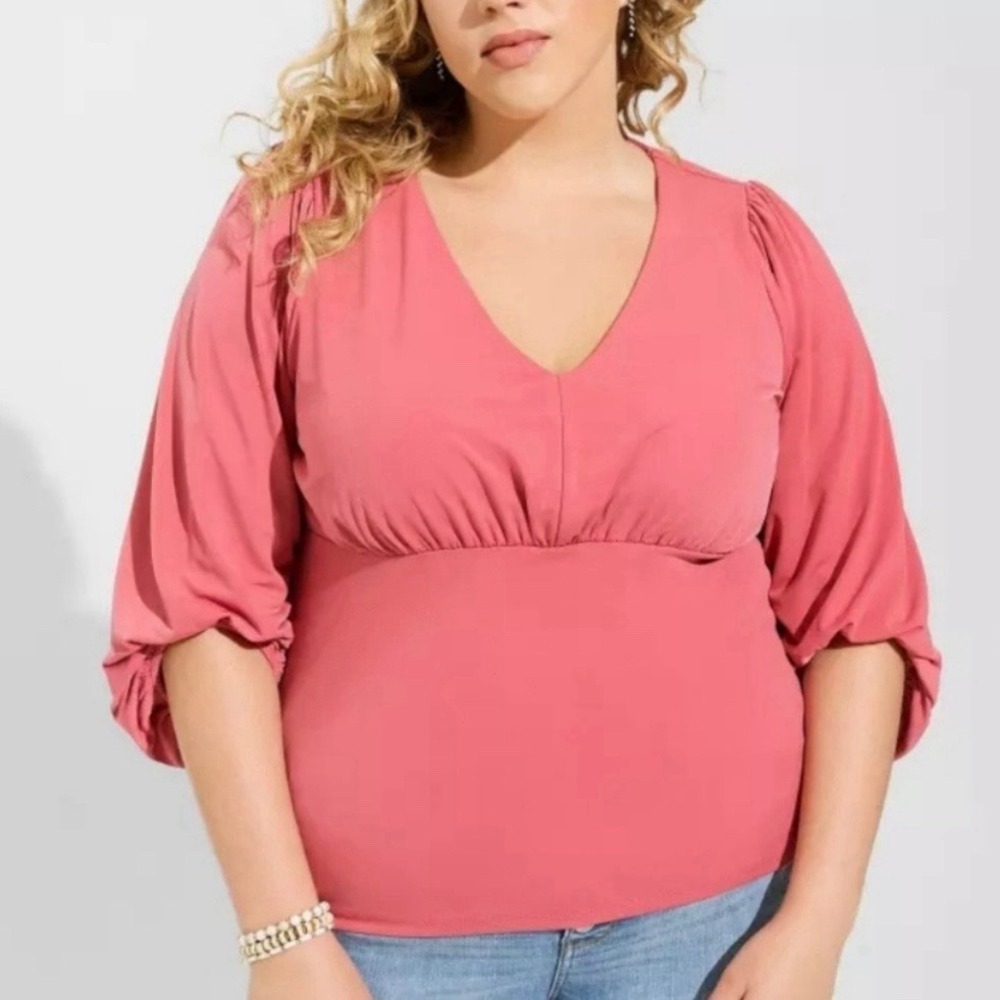 NWT Torrid Berry‎ Pink Studio Knit V Neck 3/4 Sleeve Shirred Top Size 4X